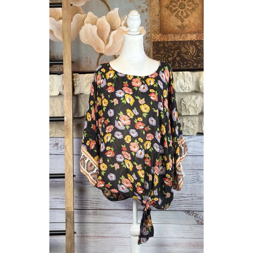 Democracy Womens 1X Black Colorful Floral Tie Front Oversized Blouse